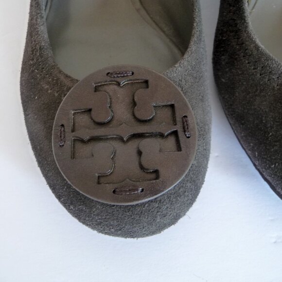 TORY BURCH Size 7.5 Sally Split Suede Wedge Heels Pumps - Picture 4 of 15